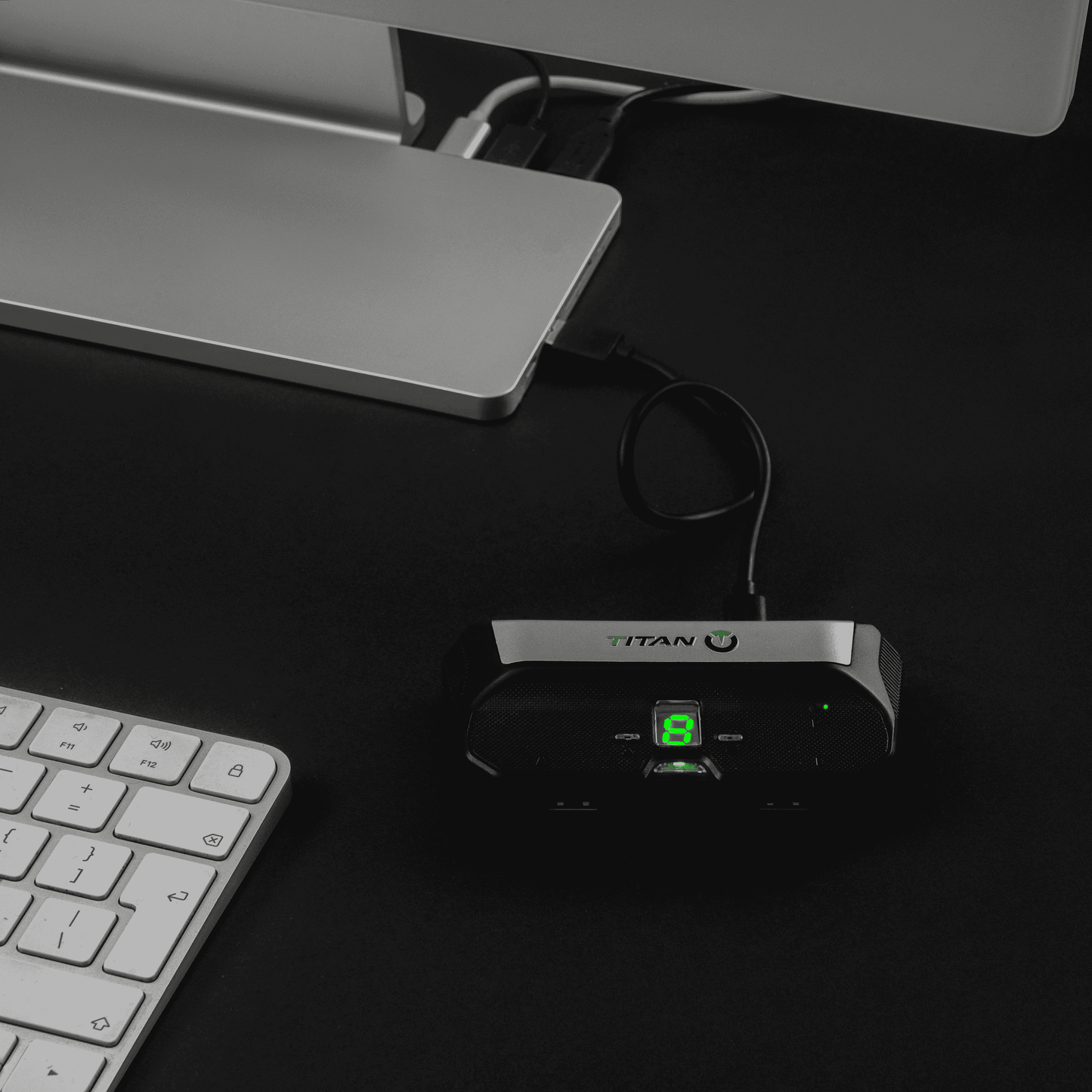 Titan Two Device for PS5 / PS4 / Xbox / PC - Titan Two Europe